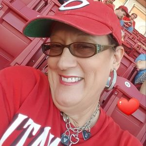 Meet your Posher, Carol